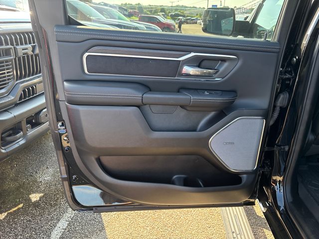 2026 RAM 1500 Laramie - Photo 23