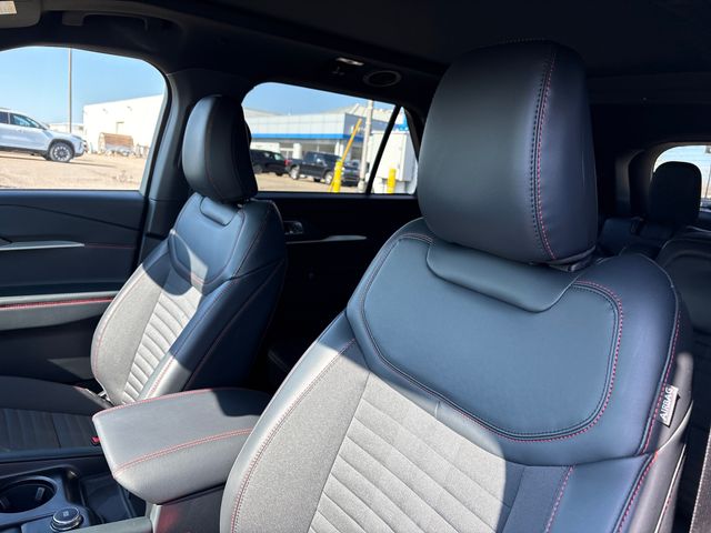 2026 Ford Explorer ST-LINE - Photo 9