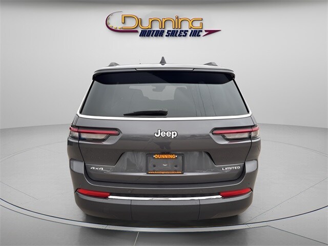 2024 Jeep Grand Cherokee Limited photo 3