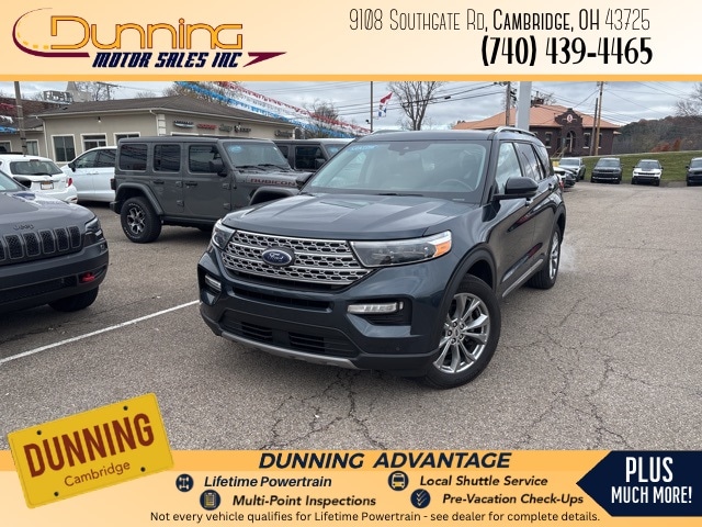 2022 Ford Explorer Limited's photo