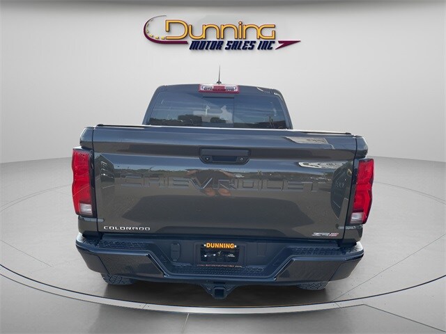 2023 Chevrolet Colorado ZR2 photo 3