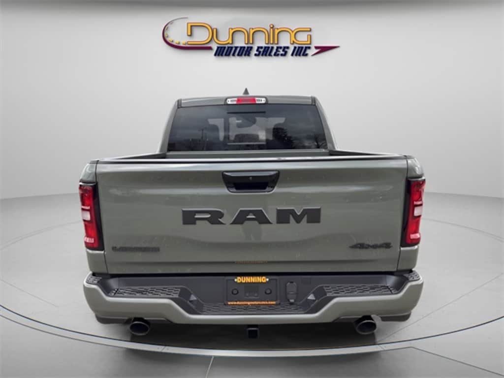New 2026 Ram 1500 LARAMIE CREW CAB 4X4 5'7 BOX Pickup