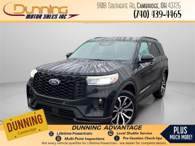 2025 Ford Explorer ST-LINE's photo