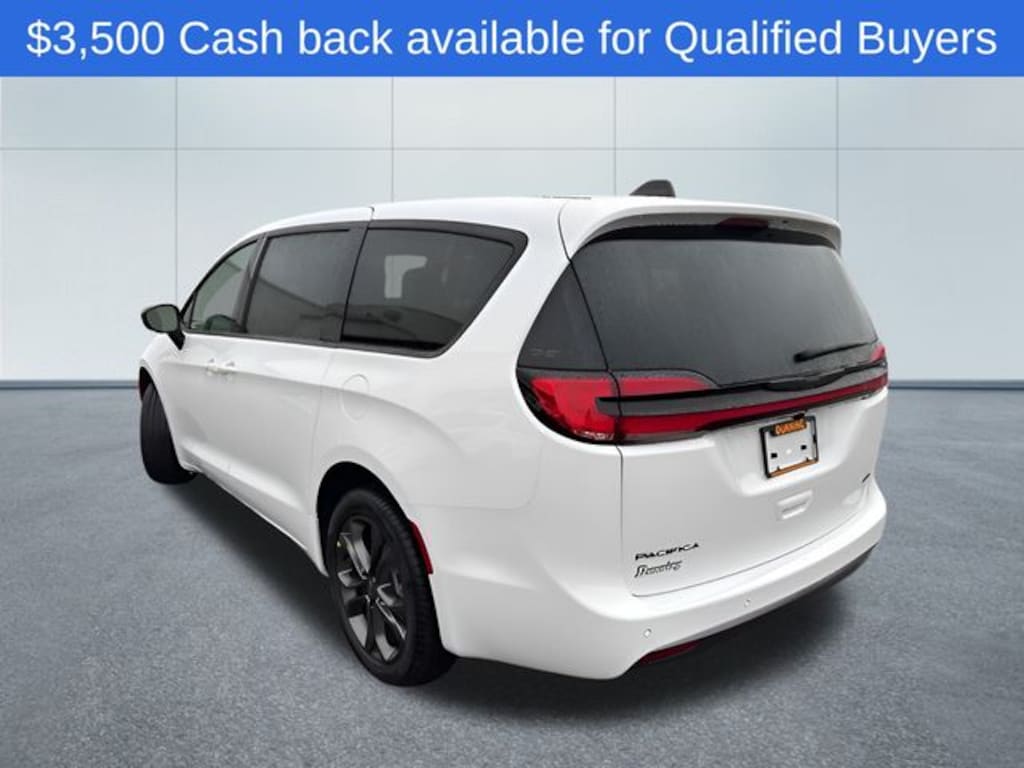 New 2026 Chrysler Pacifica SELECT AWD Passenger Van