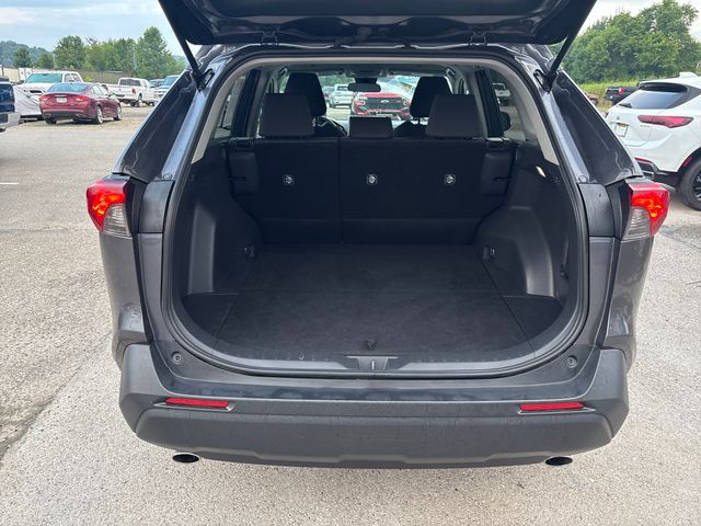 2024 Toyota RAV4 XLE - Photo 21