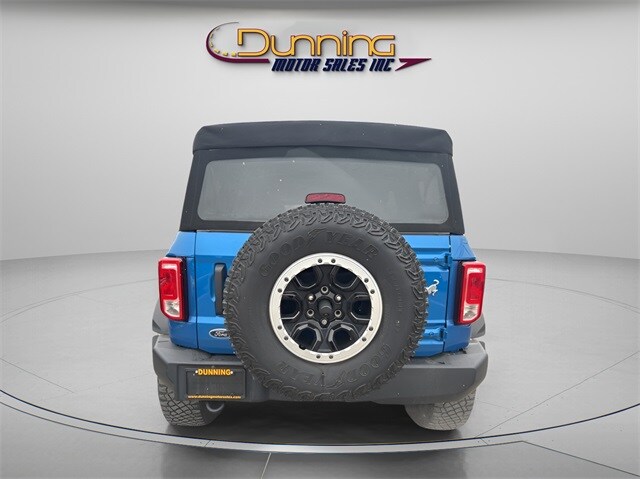 2021 Ford Bronco Base photo 3