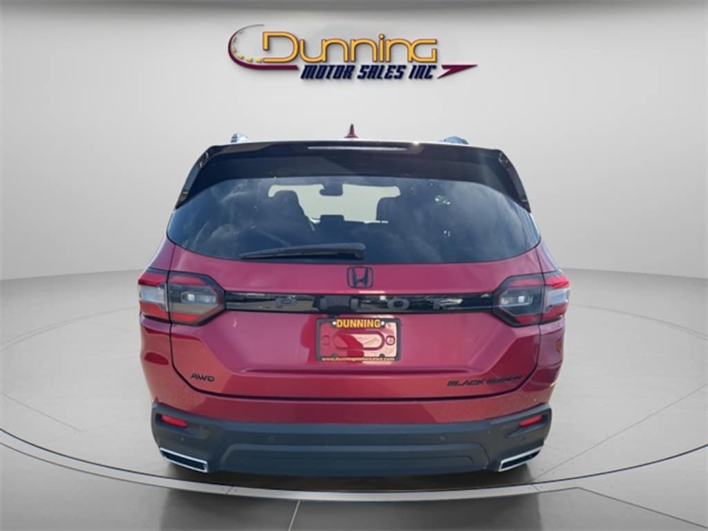 Used 2023 Honda Pilot Elite SUV