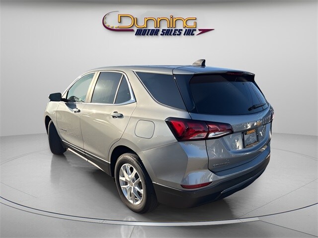 2024 Chevrolet Equinox photo 2