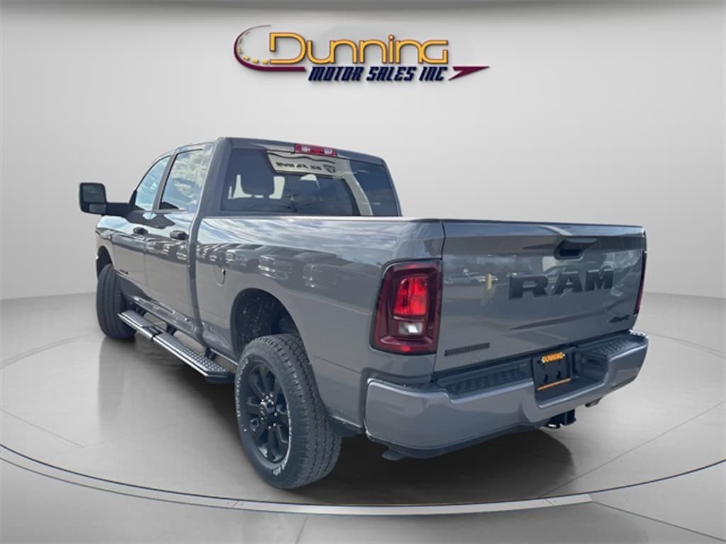 New 2026 Ram 2500 BIG HORN CREW CAB 4X4 6'4 BOX Pickup