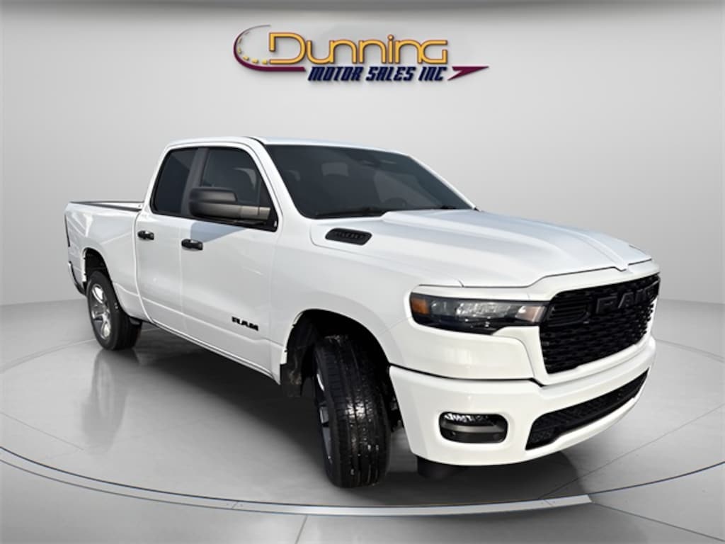 New 2026 Ram 1500 EXPRESS QUAD CAB 4X4 6'4 BOX Pickup