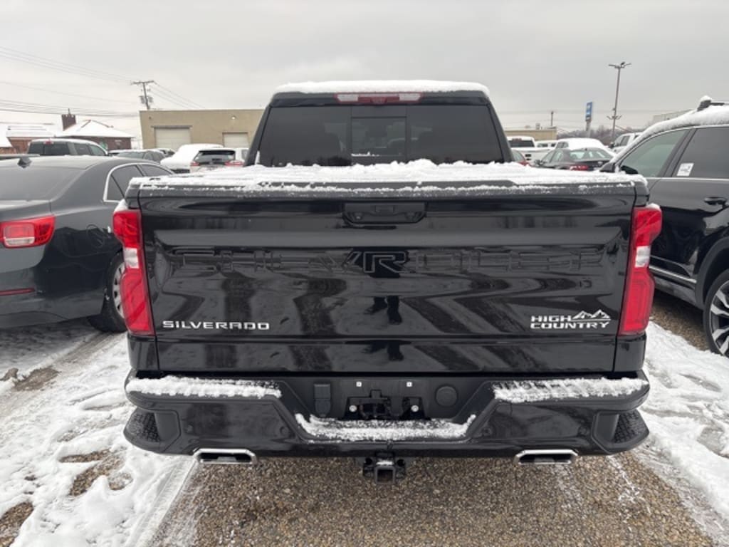 Used 2022 Chevrolet Silverado 1500 High Country Truck Crew Cab