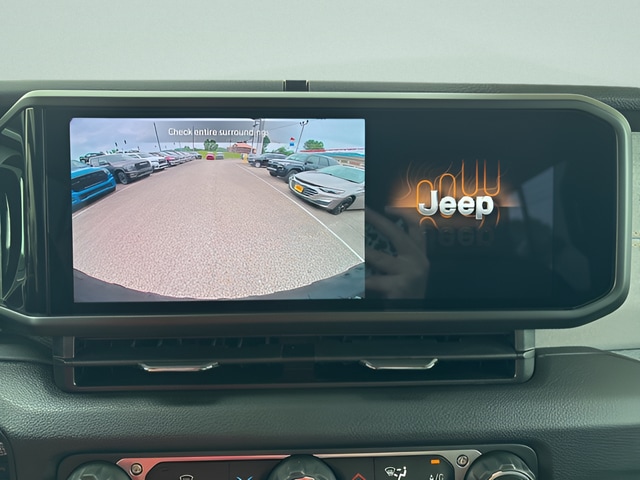 2025 Jeep Wrangler 4-Door Willys - Photo 16