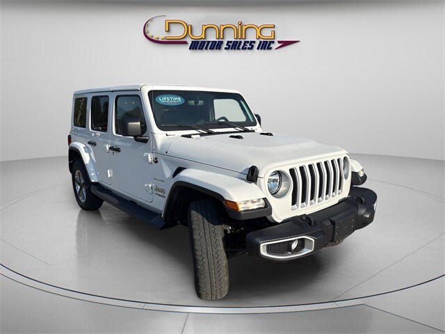 2020 Jeep Wrangler Unlimited Sahara photo 4