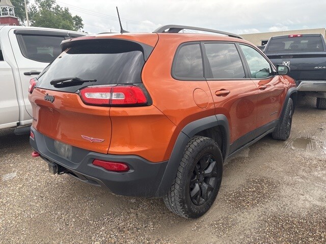2016 Jeep Cherokee Trailhawk photo 3