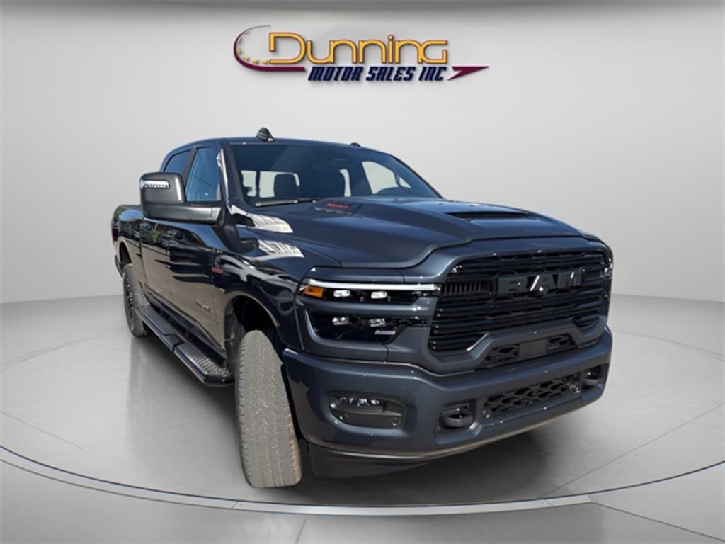 New 2026 Ram 3500 LARAMIE CREW CAB 4X4 6'4 BOX Pickup