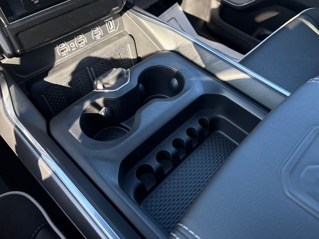 2026 RAM 1500 Laramie - Photo 22