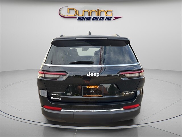 2025 Jeep Grand Cherokee Limited photo 2