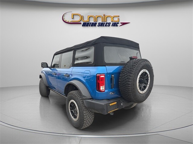 2021 Ford Bronco Base photo 2
