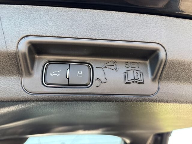 2026 Ford Explorer ST-LINE - Photo 26