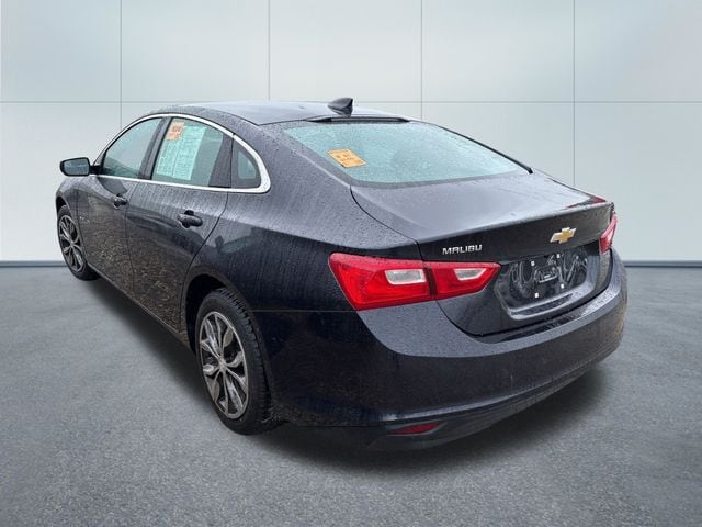 Used 2023 Chevrolet Malibu 1LT with VIN 1G1ZD5ST2PF136517 for sale in Cambridge, OH