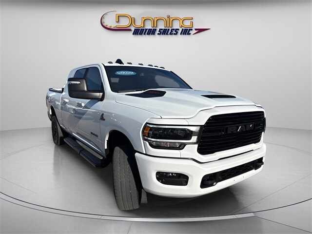 2024 Ram 2500 Laramie photo 3