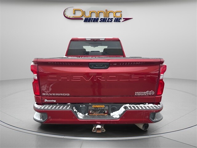 2022 Chevrolet Silverado 2500HD High Country photo 3