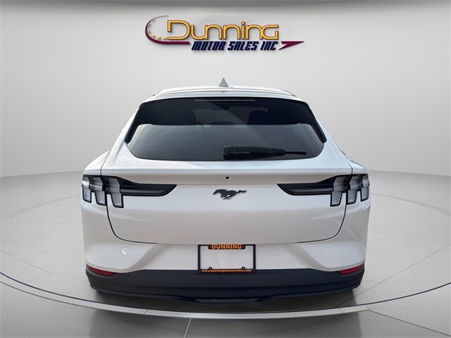2022 Ford Mustang Mach-E Select photo 3