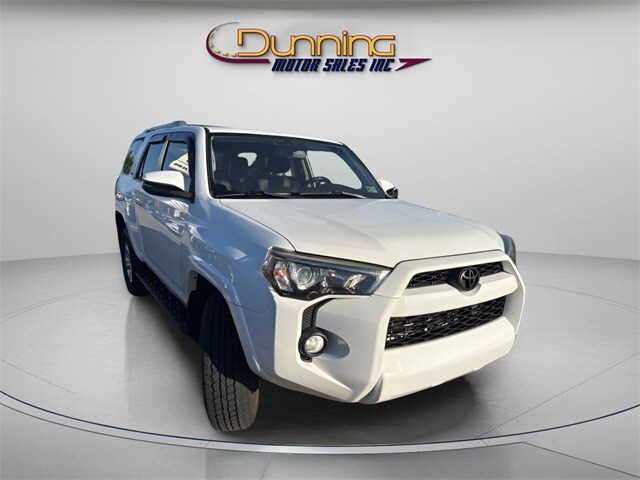 2014 Toyota 4Runner Limited photo 3