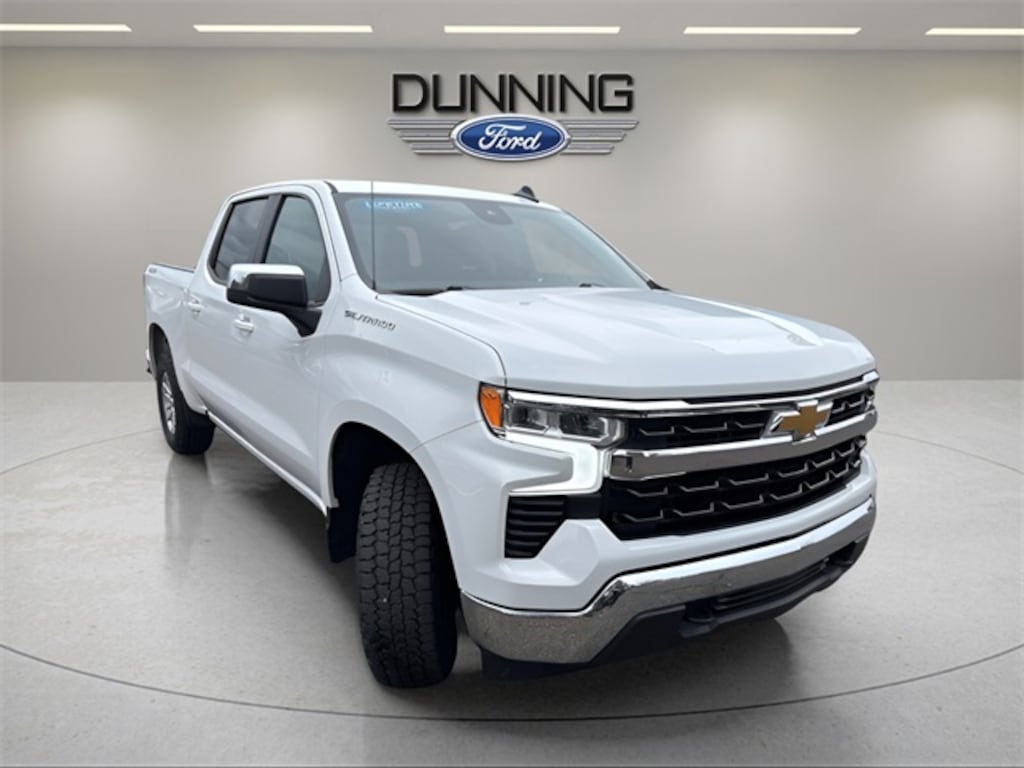 Used 2024 Chevrolet Silverado 1500 LT w/1LT Truck Crew Cab