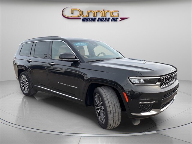 2024 Jeep Grand Cherokee L Summit photo 4