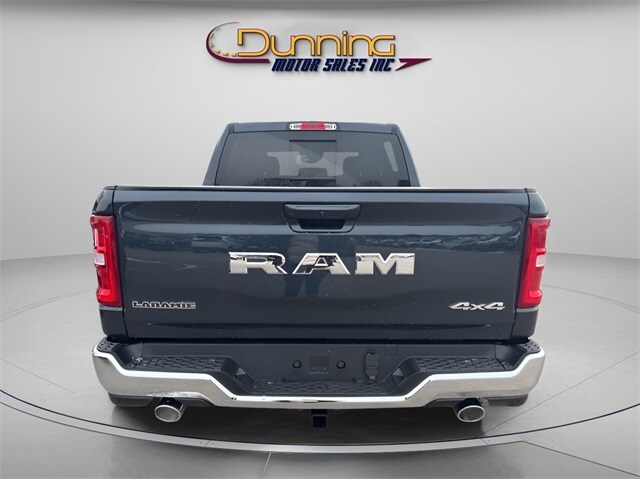 2025 Ram 1500 Laramie photo 3