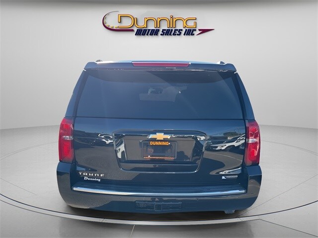 2017 Chevrolet Tahoe Premier photo 2