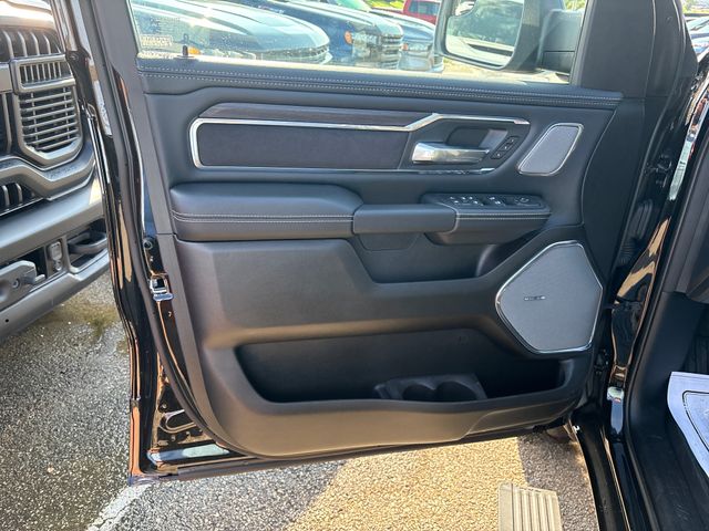 2026 RAM 1500 Laramie - Photo 8