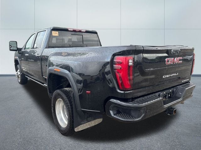 1GT4UWEY5SF105981