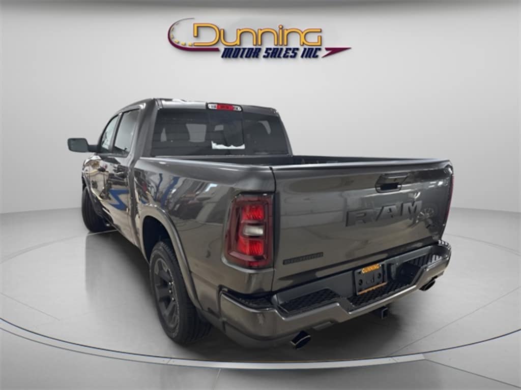 New 2026 Ram 1500 BIG HORN CREW CAB 4X4 5'7 BOX Pickup