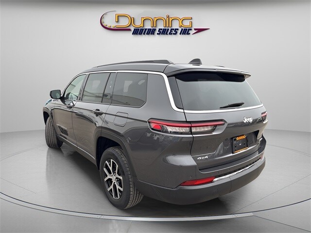 2024 Jeep Grand Cherokee Limited photo 2