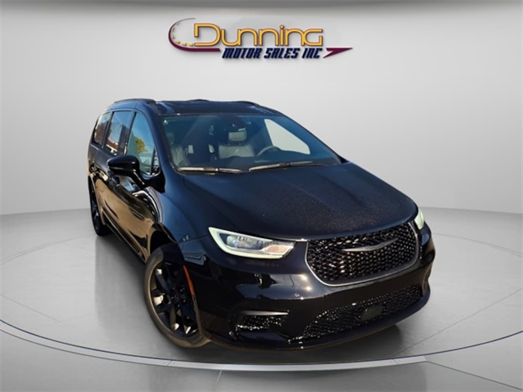 New 2026 Chrysler Pacifica SELECT AWD Passenger Van