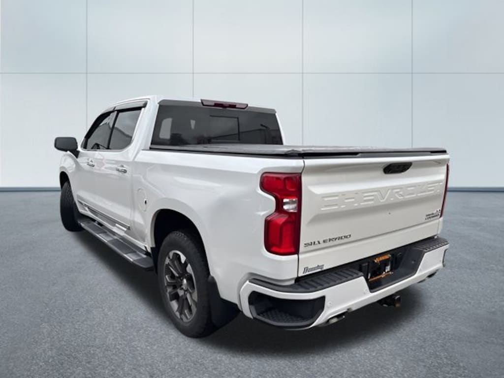 Used 2024 Chevrolet Silverado 1500 High Country Truck Crew Cab