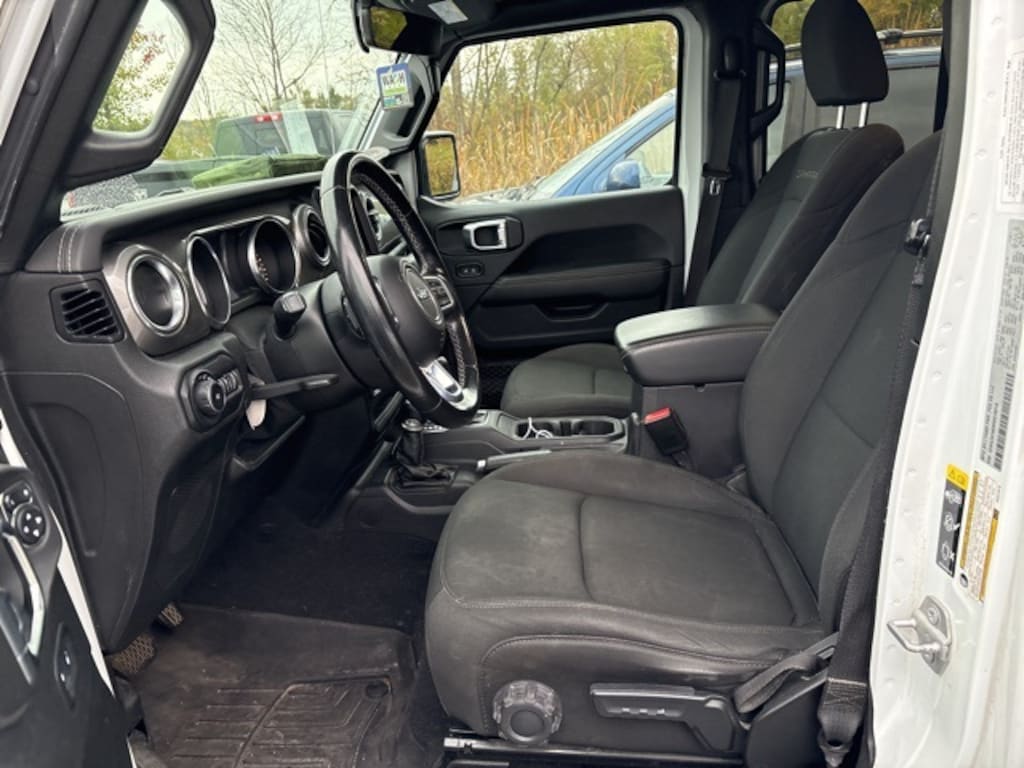 Used 2021 Jeep Wrangler Unlimited Sahara SUV