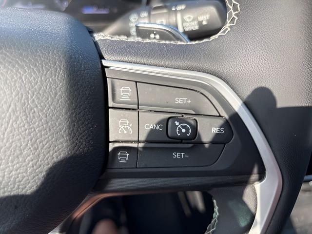 2023 Jeep Grand Cherokee Laredo - Photo 13