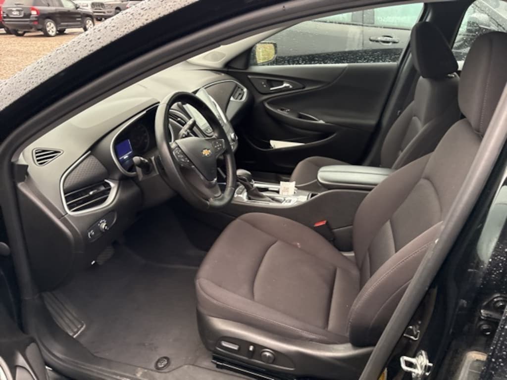 Used 2023 Chevrolet Malibu 1LT Sedan