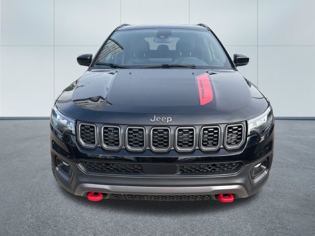 2026 Jeep Compass Trailhawk - Photo 6