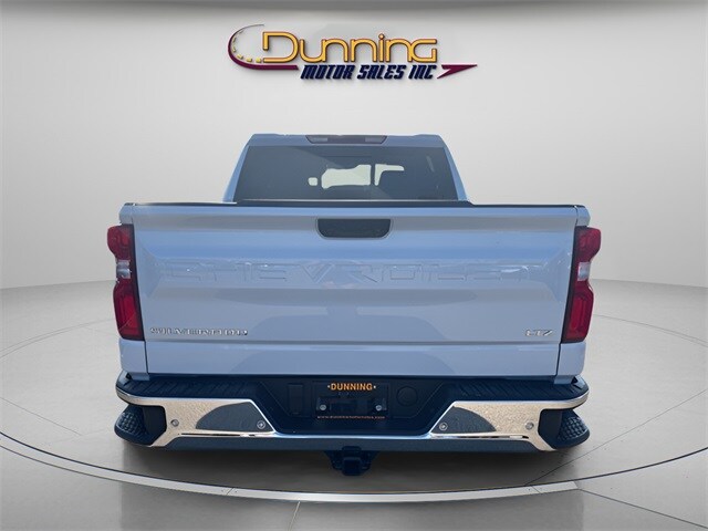 2026 Chevrolet Silverado 1500 LTZ photo 3