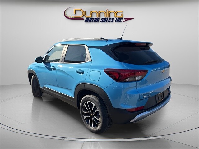 2026 Chevrolet Trailblazer LT photo 2