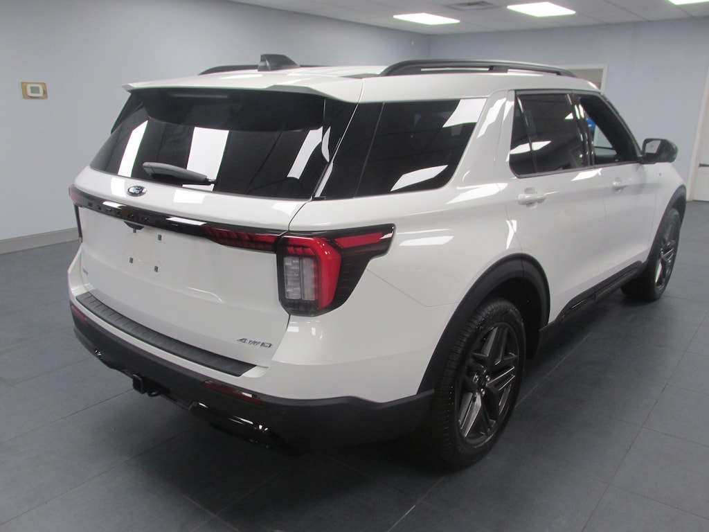 New 2026 Ford Explorer ST-Line SUV
