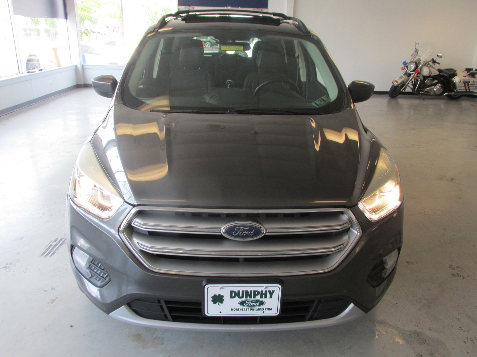 Used 2017 Ford Escape SE with VIN 1FMCU9G90HUB71440 for sale in Philadelphia, PA