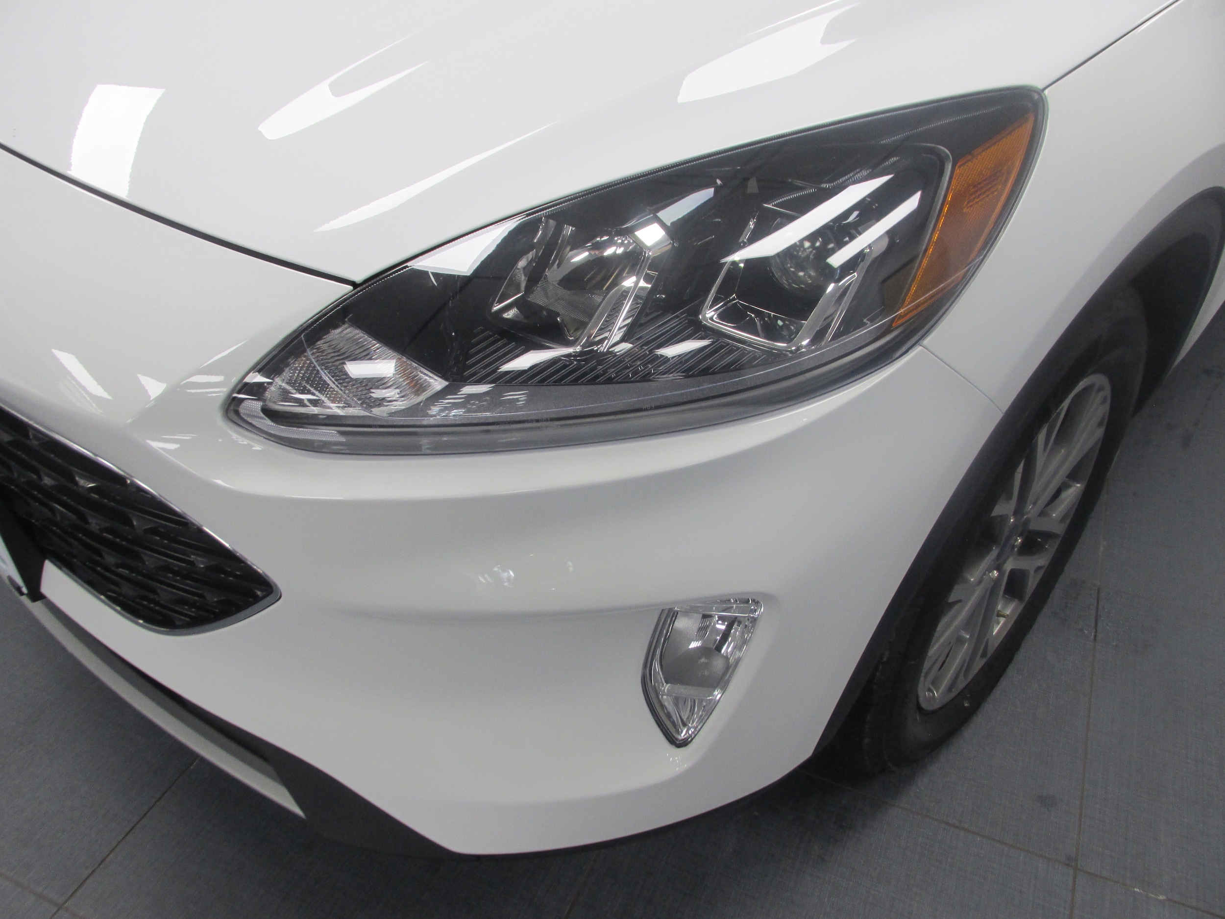 2022 Ford Escape SEL - Photo 9