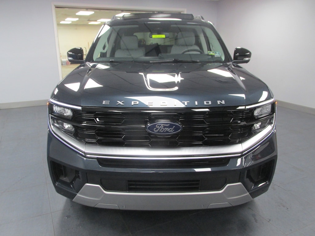 New 2025 Ford Expedition Platinum SUV