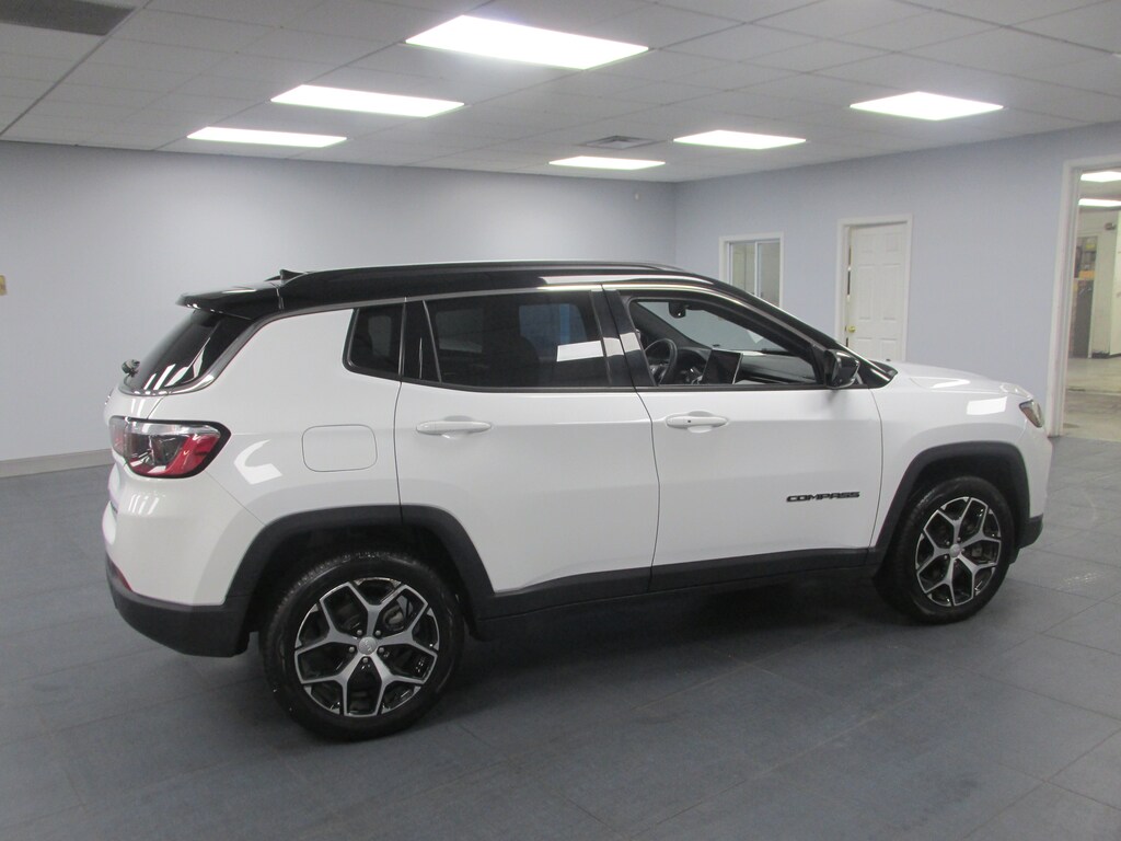 Certified 2024 Jeep Compass Limited SUV