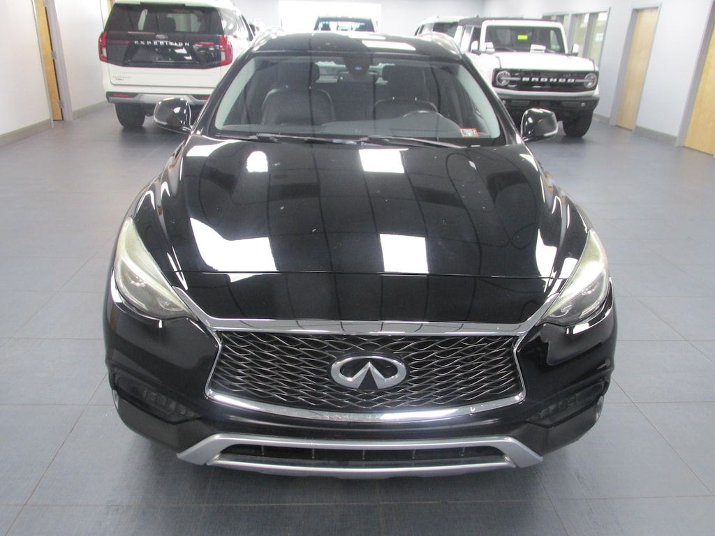 Used 2017 INFINITI QX30 SUV